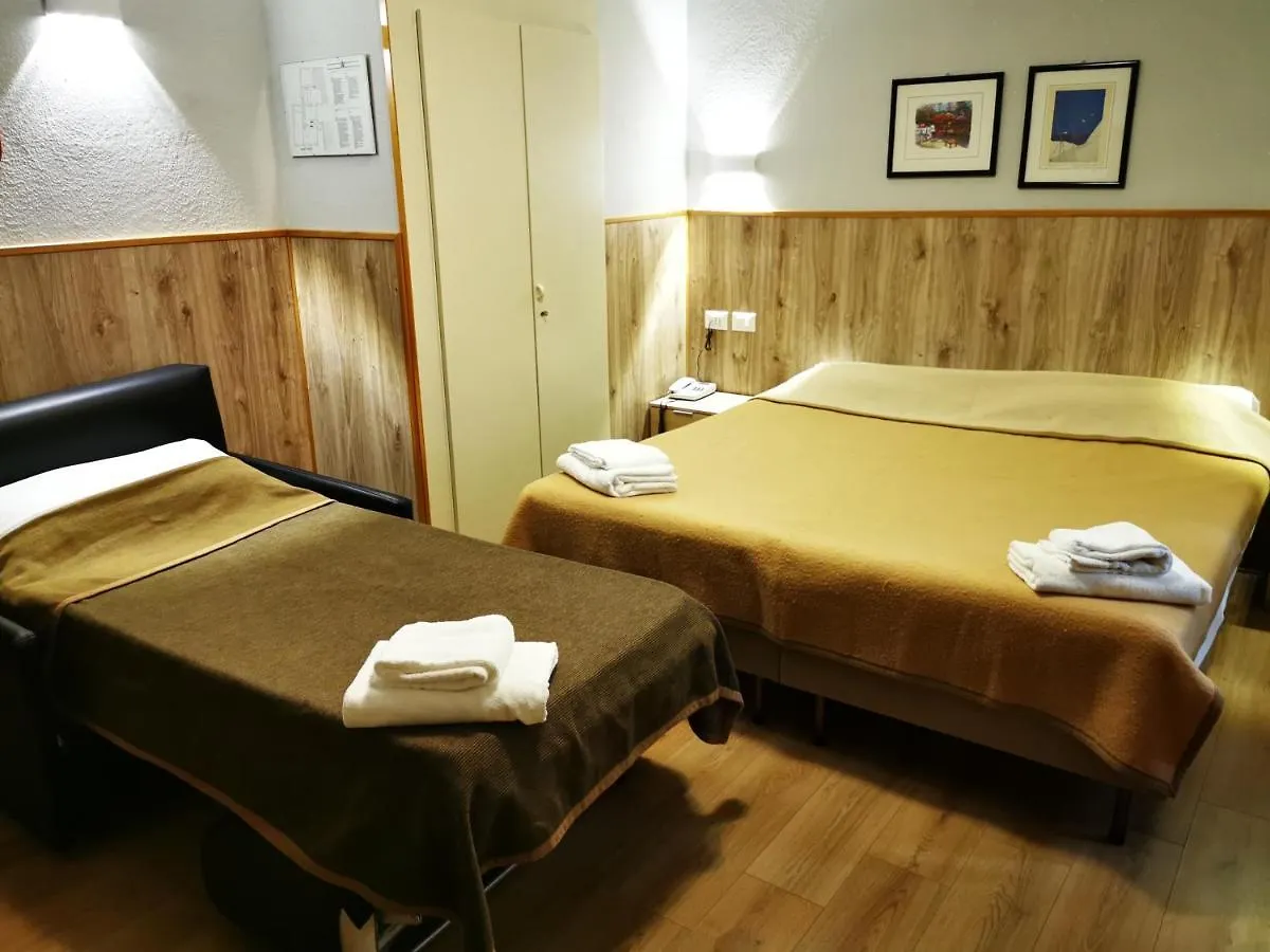 New Alexander Hotel Genoa