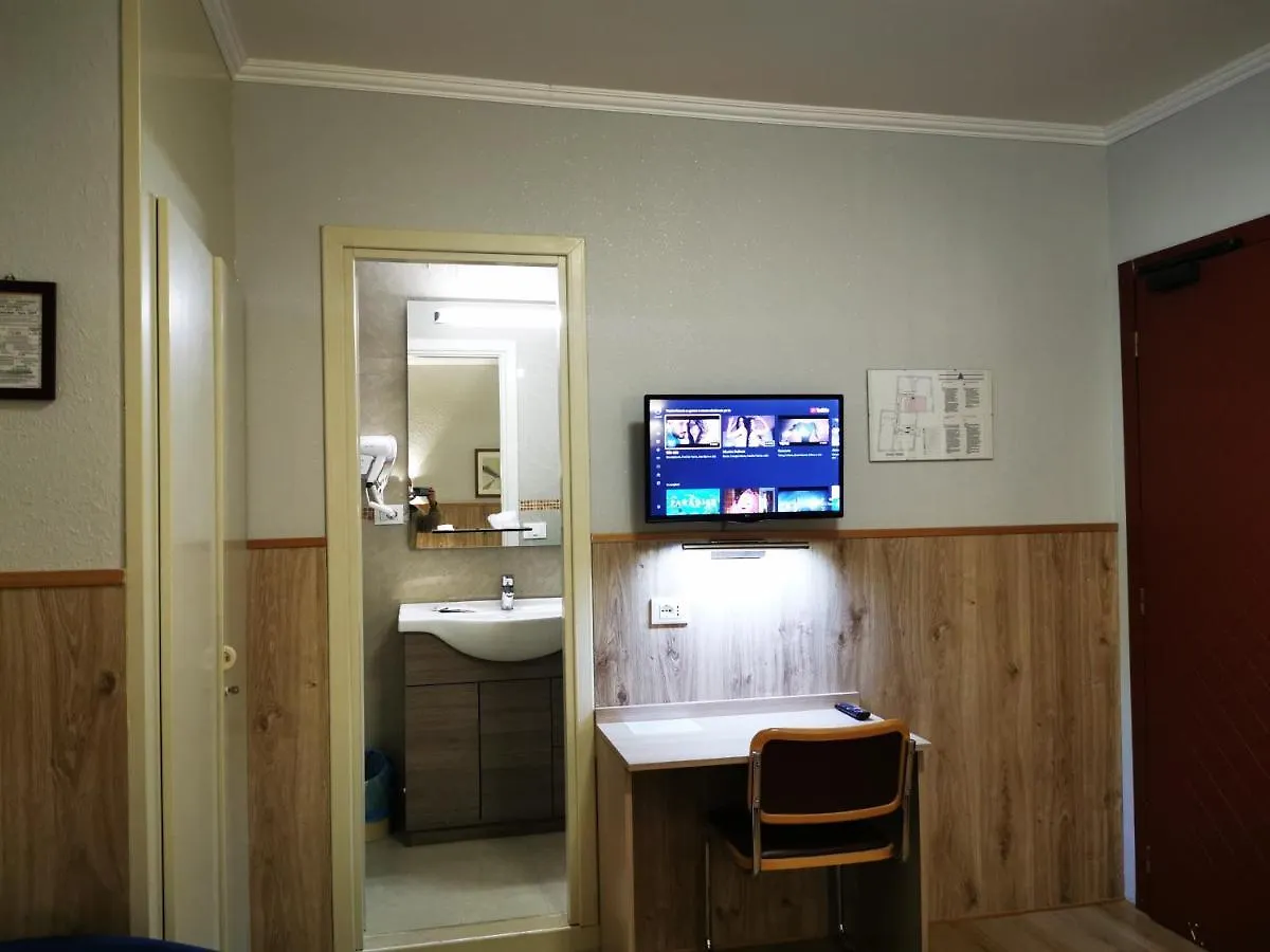 ***  New Alexander Hotel Genoa Italy