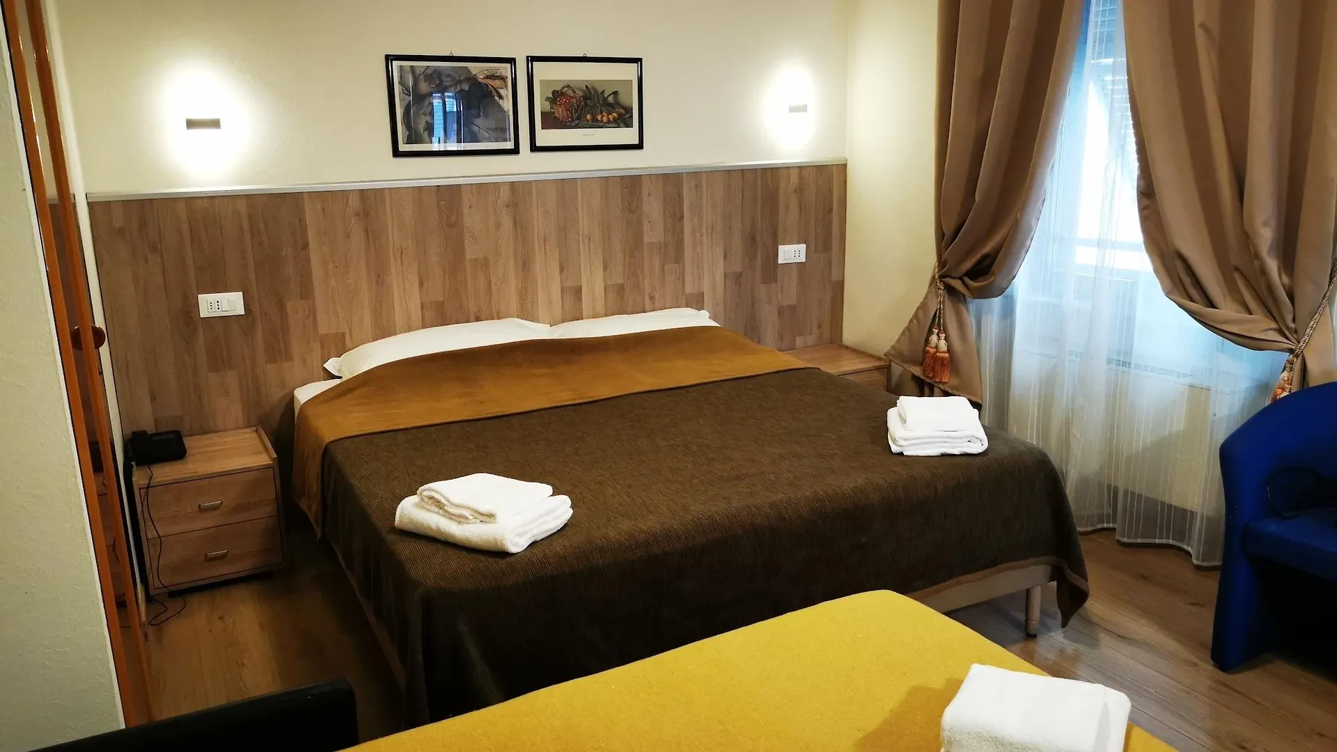 New Alexander Hotel Genoa 3*,