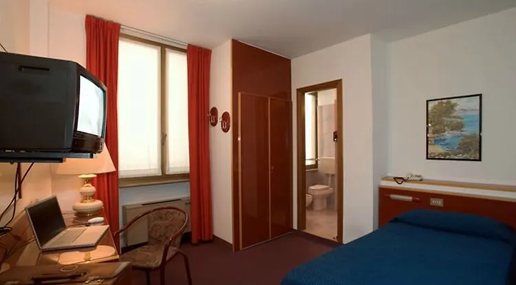 New Alexander Hotel Genoa