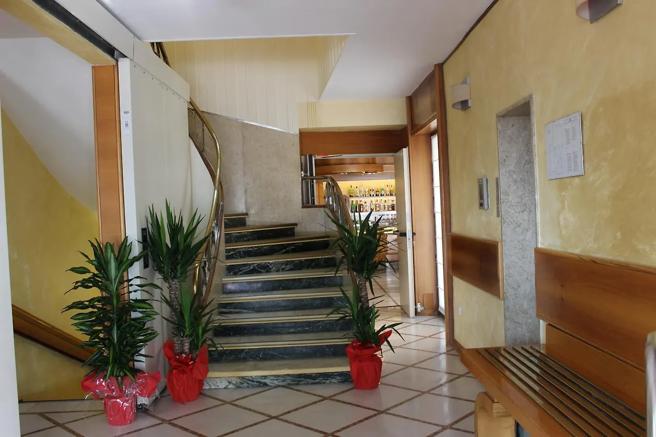 New Alexander Hotel Genoa
